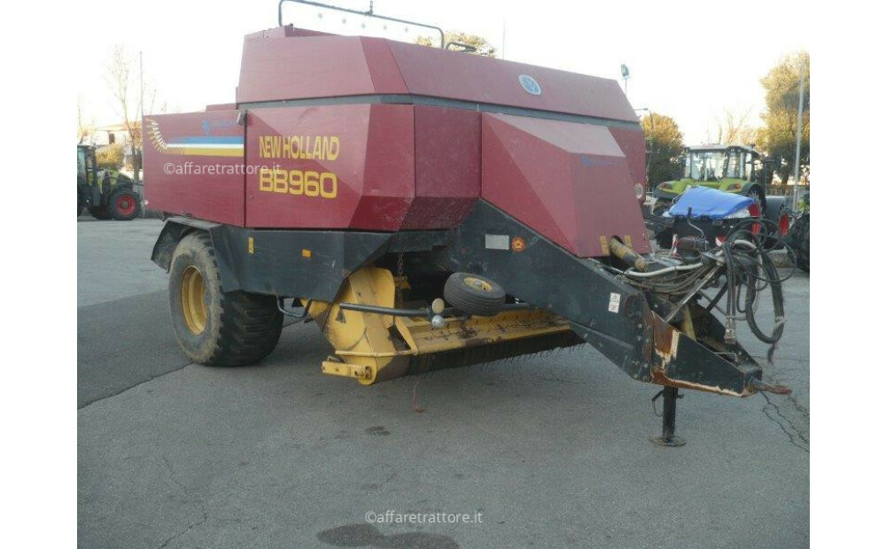 Presse à balles New Holland BB 960 S - 12