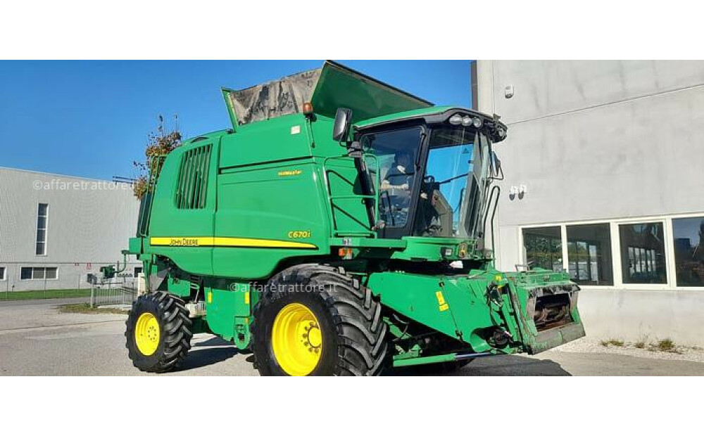 John Deere C670 D'occasion - 4