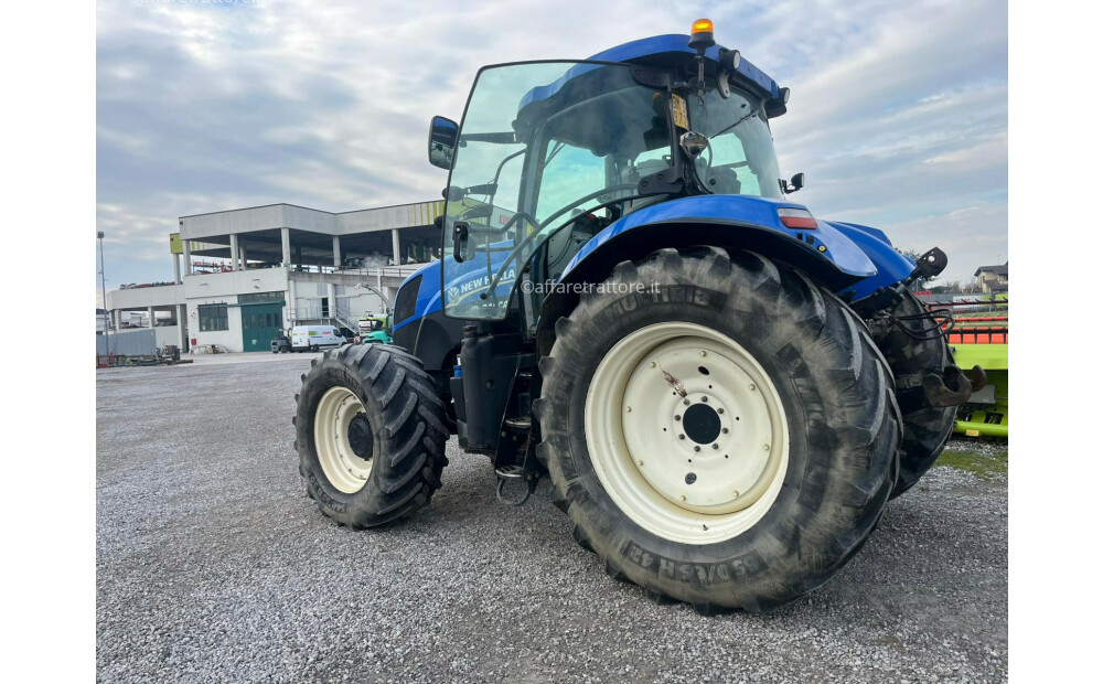 New Holland T7.200 D'occasion - 10