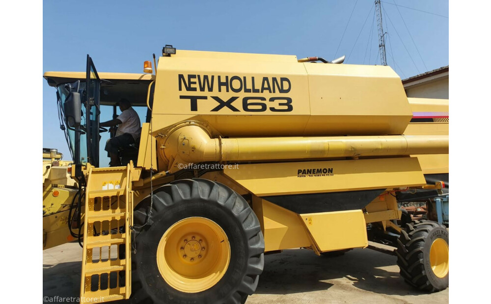 New Holland TX63 d'occasion - 12