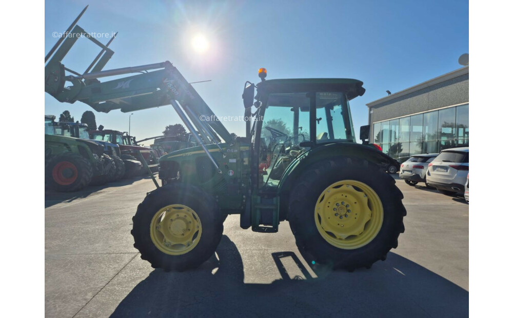 John Deere 5720 d'occasion - 6