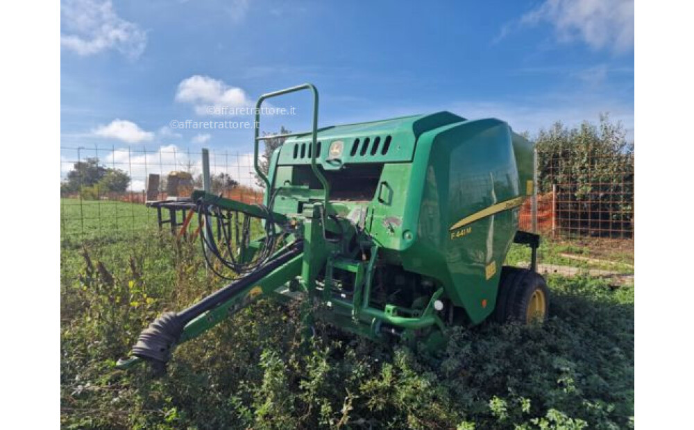 John Deere F441M utilisé - 1