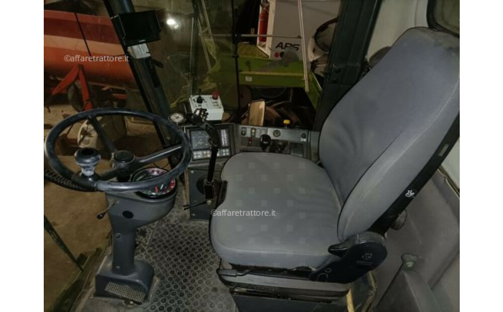 Claas MEDION 330 H d'occasion - 9