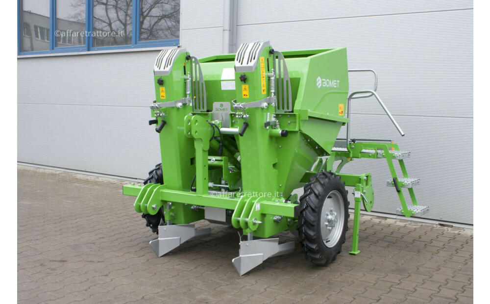 Bomet Kartoffelpflanzmaschine / Potato planter / Planteuse / Piantapatate / Grada de discos / Сажалка автоматическая / Sadzarka do ziemniaków Nowy - 1