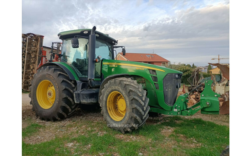 John Deere 8270R d'occasion - 2