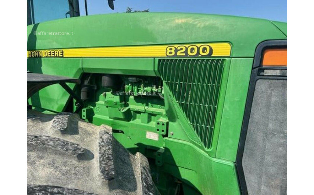 John Deere 8200 d'occasion - 10