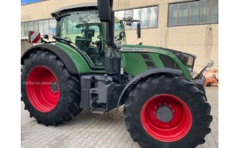 Fendt 724 VARIO SCR PROFI D'occasion - 2