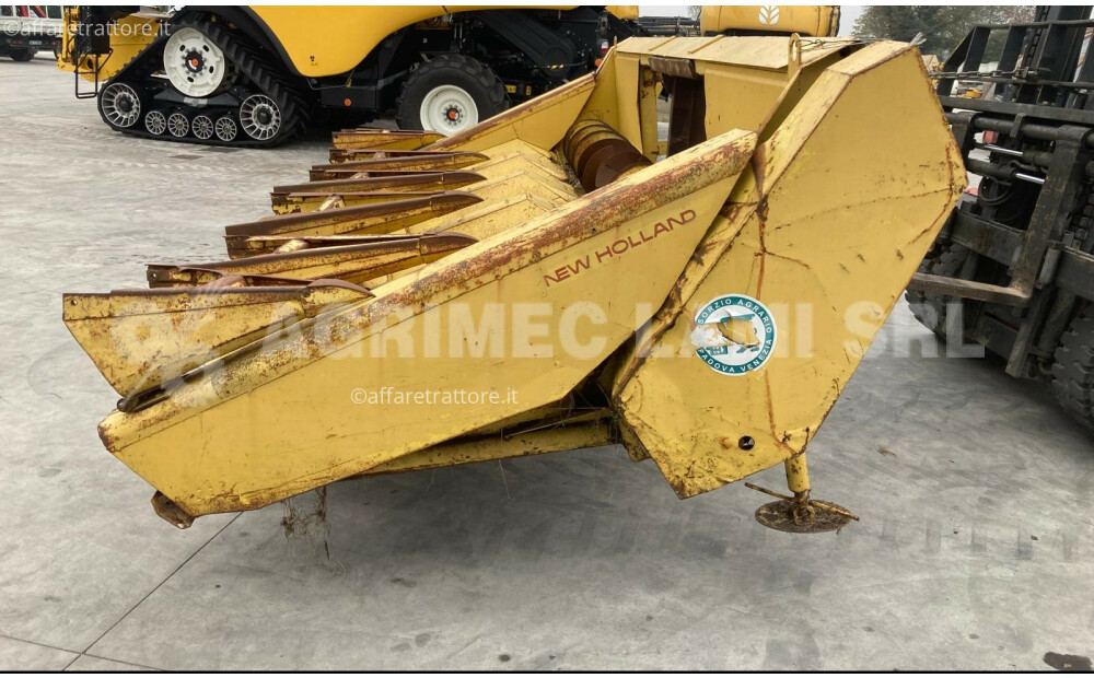 New Holland Barra mais pieghevole 5PH interfila 75cm – X TX8070 D'occasion - 3