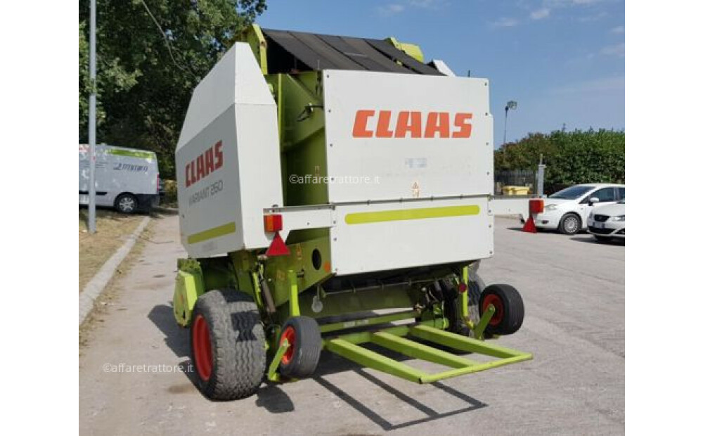 Claas VARIANT 260 d'occasion - 4