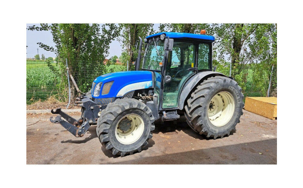 New Holland TN 95 D A d'occasion - 3