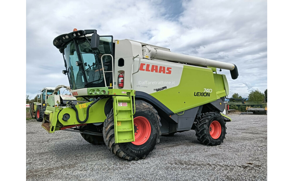 Claas LEXION 740 D'occasion - 12