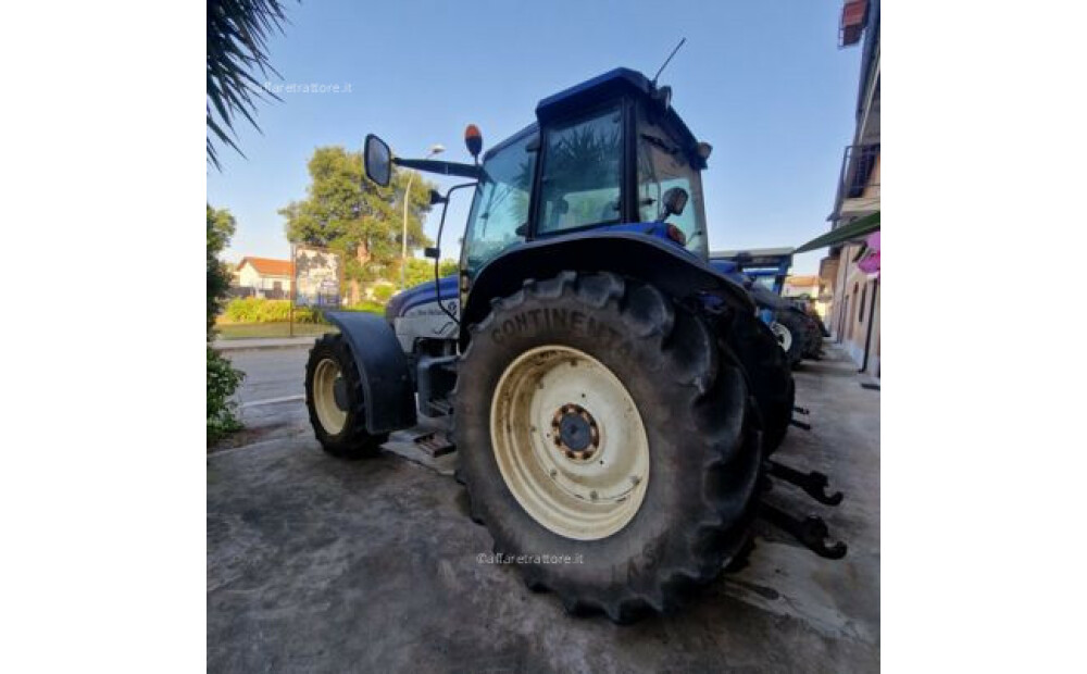 New Holland TM 165 d'occasion - 3