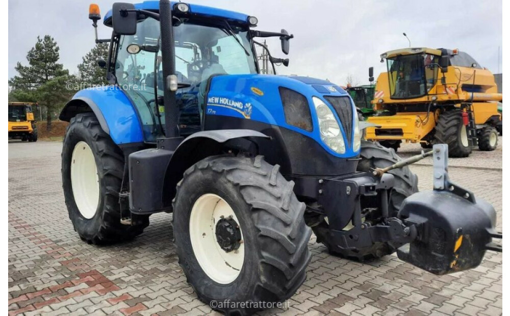 New Holland T7.170 D'occasion - 3