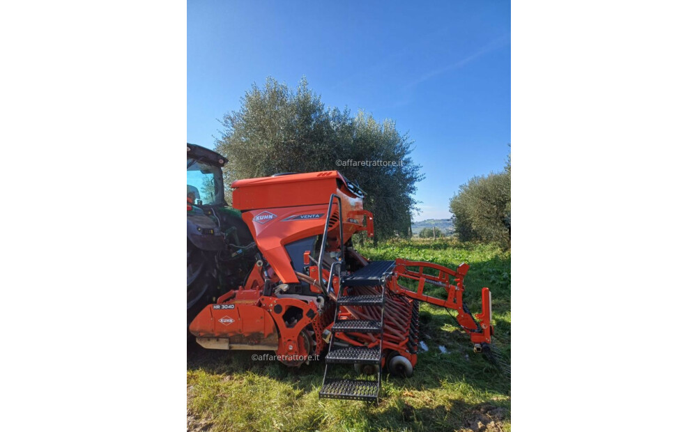 Kuhn VENTA + Kuhn HR3040 Occasion - 2