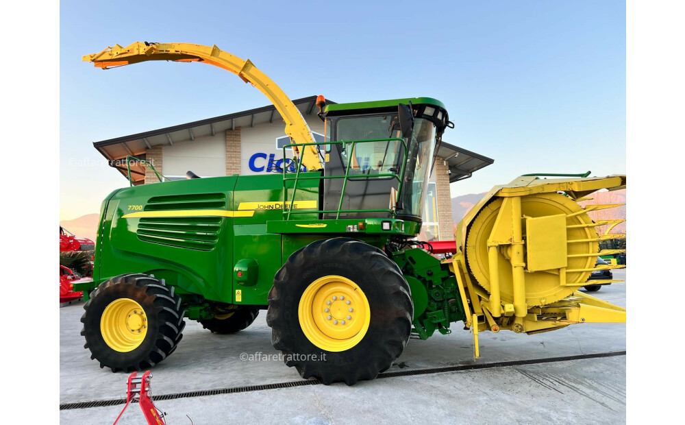 John Deere 7700 D'occasion - 6