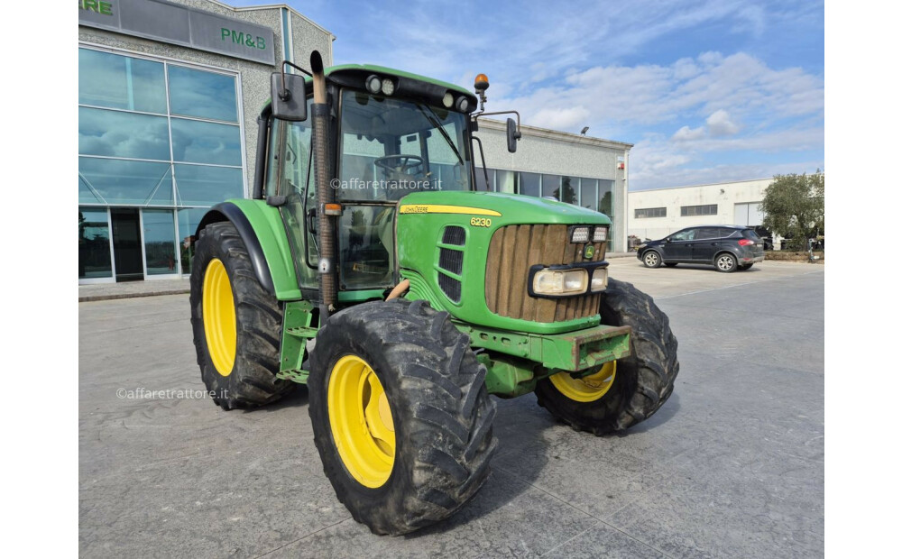 John Deere 6230 d'occasion - 2