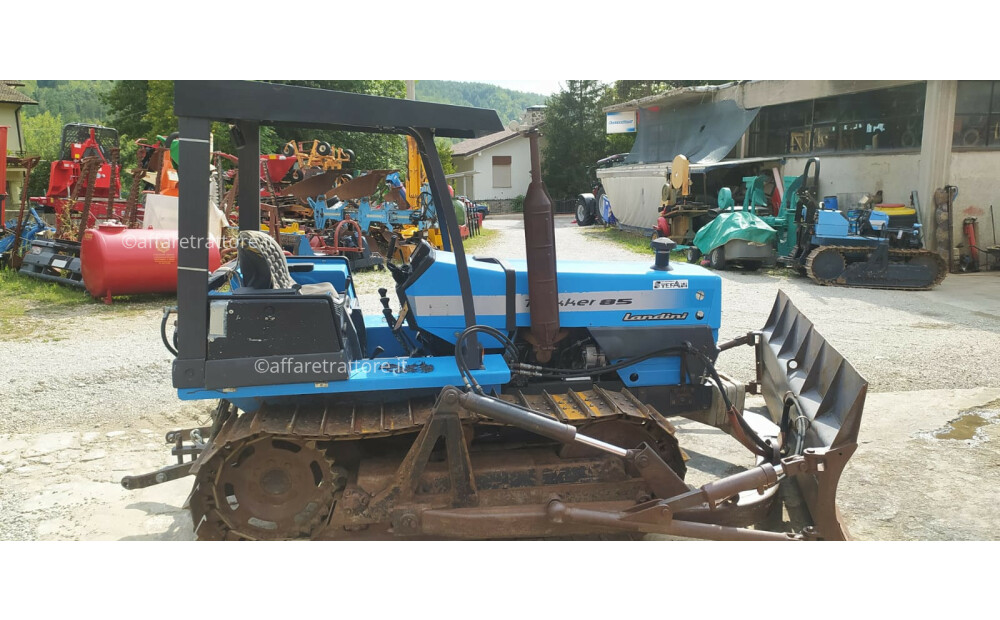 Tracteur à chenilles Landini Trekker 85 d'occasion avec bulldozer Argnani et Monti - 13