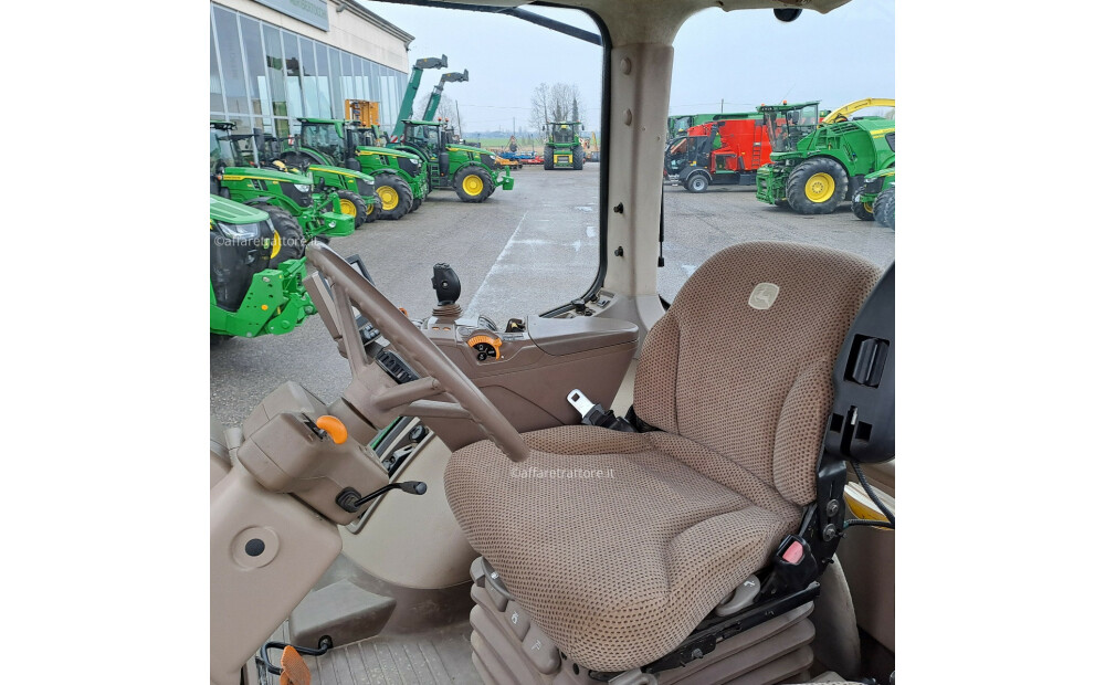 John Deere 7230R D'occasion - 10