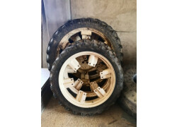 Gomme e cerchi stretti 8.3 32 e 9.5 42