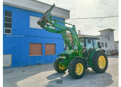 John Deere 5820 d'occasion