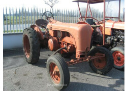 TRACTEUR AGRICOLE VINTAGE OTO R25